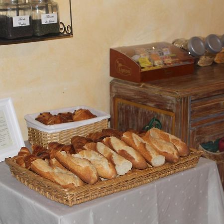 Logis Hotel Restaurant Les Norias Cazilhac  Экстерьер фото