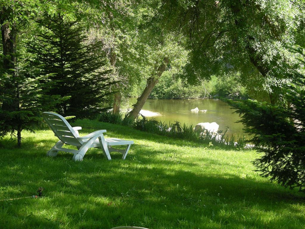 Logis Hotel Restaurant Les Norias Cazilhac  Экстерьер фото