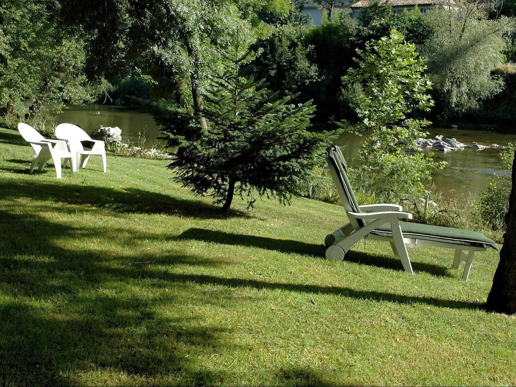 Logis Hotel Restaurant Les Norias Cazilhac  Экстерьер фото